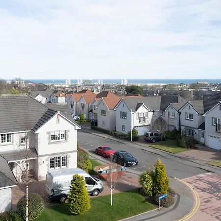 Parkhill Luxury Serviced Apartments - Hilton Campus Aberdeen Exterior foto